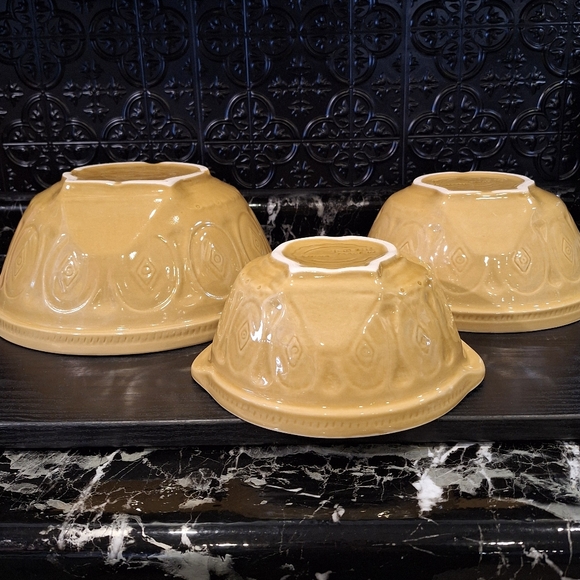 Heavy Duty Stoneware Ceramic Mixing Bowls, Vintage Gripstand Style Bowls - Picture 7 of 16